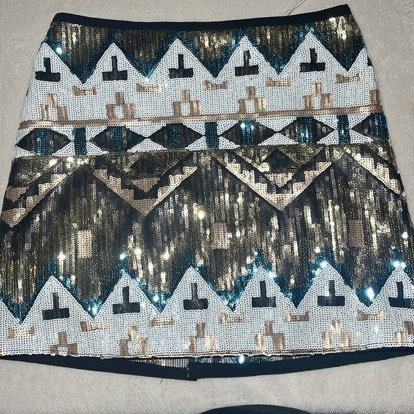 LUSH Sequin Mini Skirt - Geometric Design, Party Wear, NWT - Picture 7 of 11